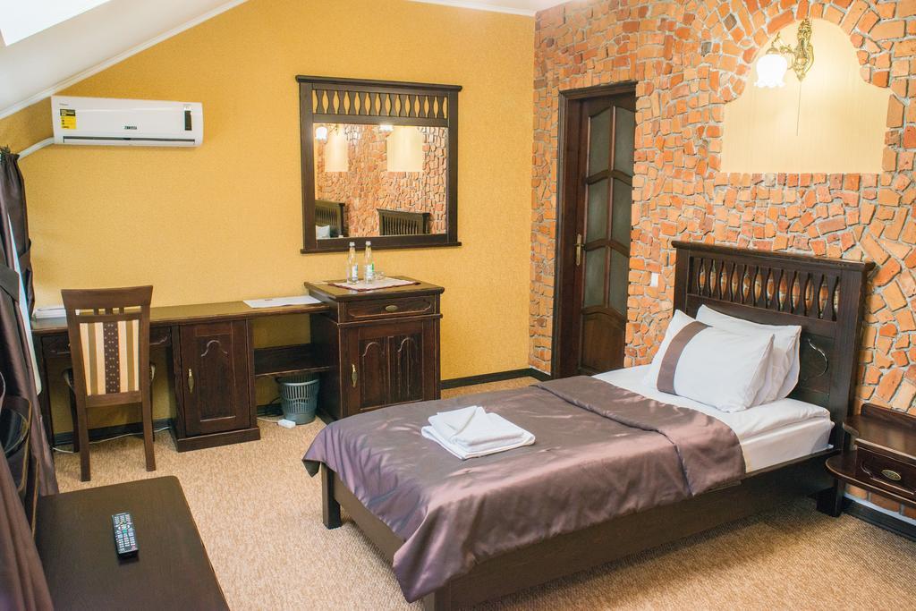 Hotel Sapsan Ternópil Habitación foto