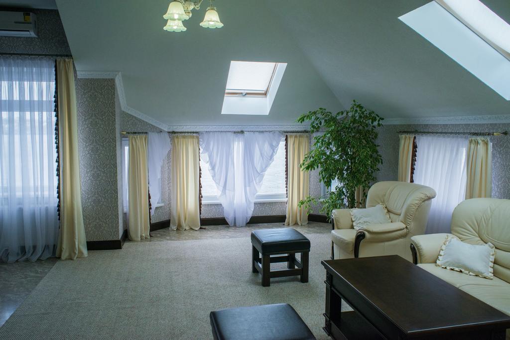 Hotel Sapsan Ternópil Habitación foto